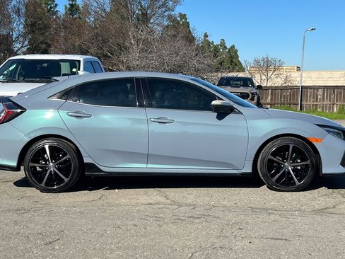 Used 2020 Honda Civic Sport Touring image 3