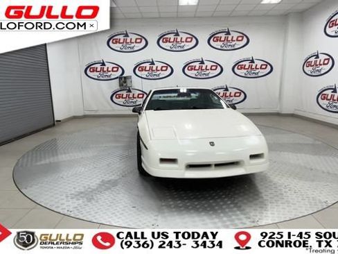 Used 1988 Pontiac Fiero GT RWD image 3
