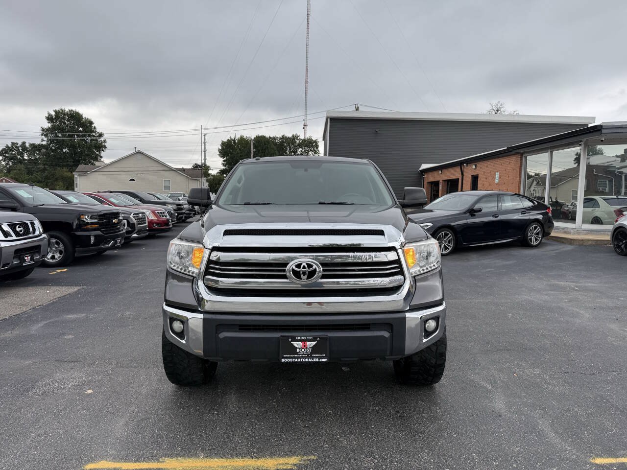 Used 2016 Toyota Tundra SR5 w/ TRD Off Road Package AWD/4WD image 2