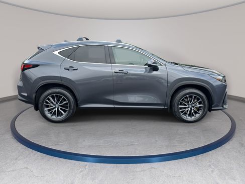 Used 2024 Lexus NX 350h AWD image 4