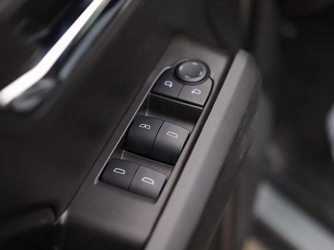 Used 2025 Chevrolet Colorado LT w/ Advanced Trailering Package image 25