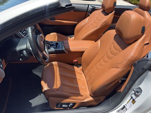 Used 2025 BMW 840i Convertible RWD image 11