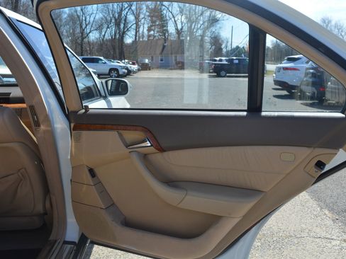 Used 2005 Mercedes-Benz S 430 4MATIC image 23
