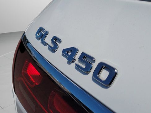 Certified 2024 Mercedes-Benz GLS 450 4MATIC image 30