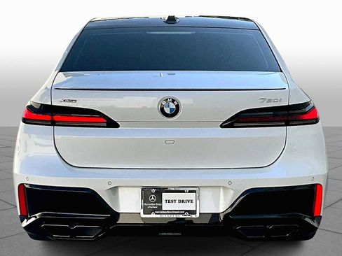 Used 2025 BMW 760i xDrive 760i xDrive w/ Executive Package image 7