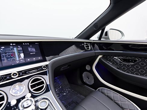 Used 2024 Bentley Continental GT Speed image 82
