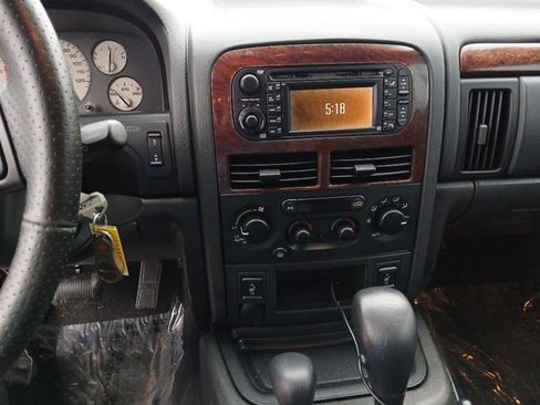 Used 2004 Jeep Grand Cherokee Overland image 13