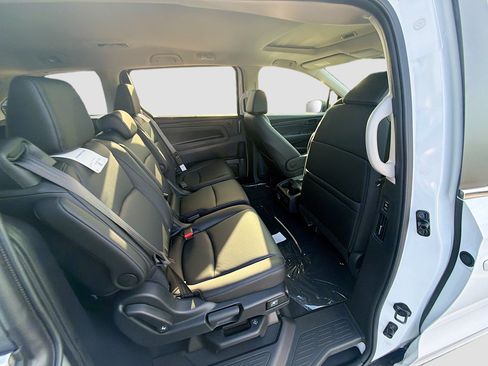 New 2026 Honda Odyssey EX-L image 22