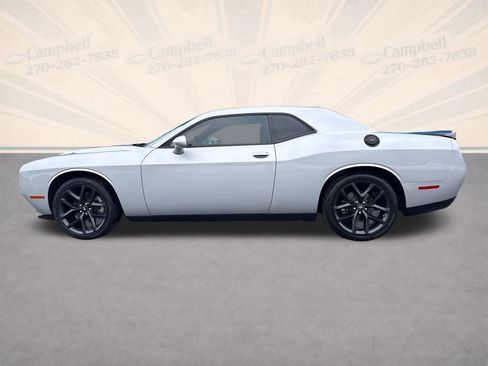 Used 2023 Dodge Challenger SXT w/ Plus Package image 2