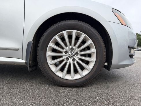 Used 2014 Volkswagen Passat TDI SEL Premium FWD image 8