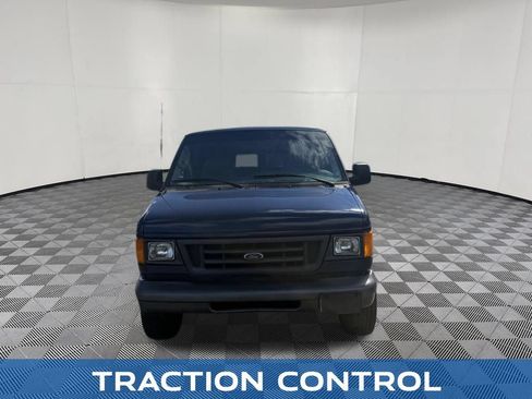 Used 2007 Ford E-350 and Econoline 350 XL RWD image 2