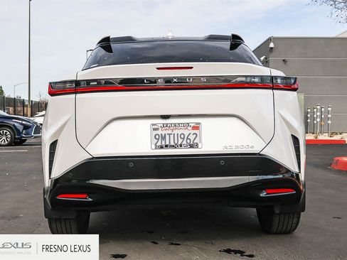 Used 2024 Lexus RZ 300e Premium image 5