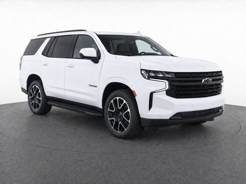 Used 2022 Chevrolet Tahoe RST w/ Luxury Package AWD/4WD image 31