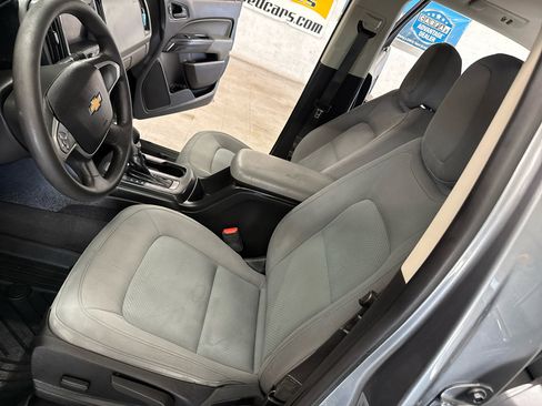 Used 2022 Chevrolet Colorado W/T w/ WT Convenience Package image 10