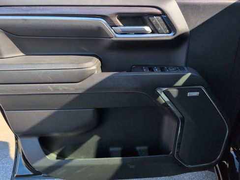 Used 2024 Chevrolet Silverado 1500 LTZ w/ LTZ Convenience Package II image 16