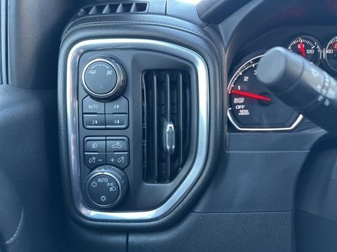 Used 2019 Chevrolet Silverado 1500 LT Trail Boss w/ Convenience Package image 19