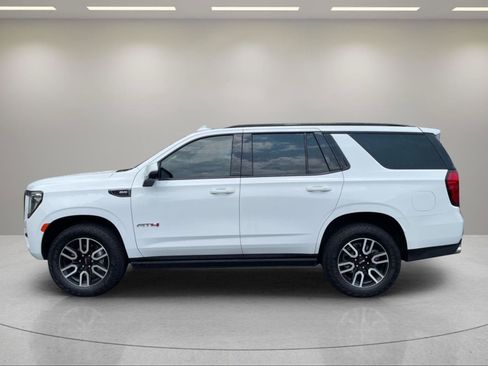Used 2024 GMC Yukon AT4 w/ Technology Package AWD/4WD image 6