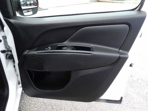 Used 2019 RAM ProMaster City Tradesman SLT image 29