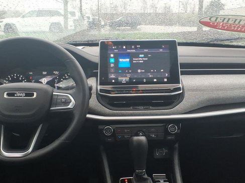 Certified 2024 Jeep Compass Latitude w/ Sun and Sound Group image 11