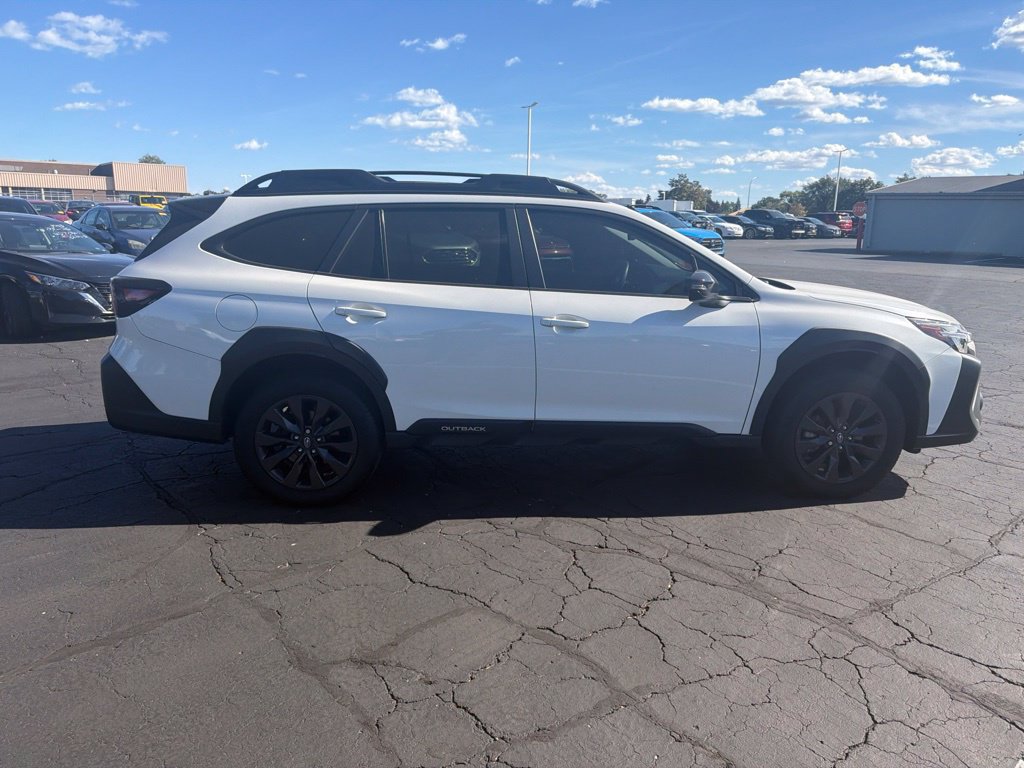 Used 2023 Subaru Outback Onyx Edition AWD/4WD image 5