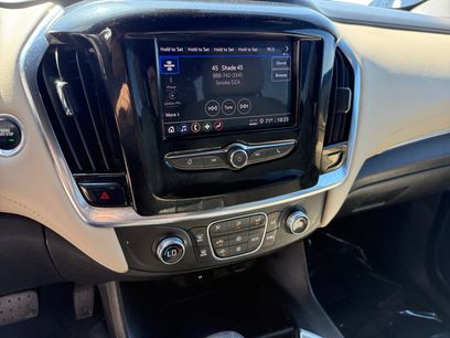 Used 2022 Chevrolet Traverse LS