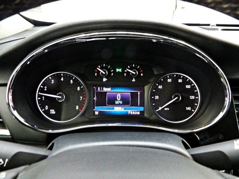 Used 2021 Buick Encore Preferred w/ Safety Package image 15