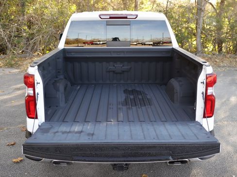 Used 2022 Chevrolet Silverado 1500 LTZ image 30