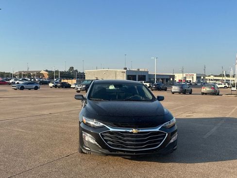Used 2025 Chevrolet Malibu LT FWD image 5