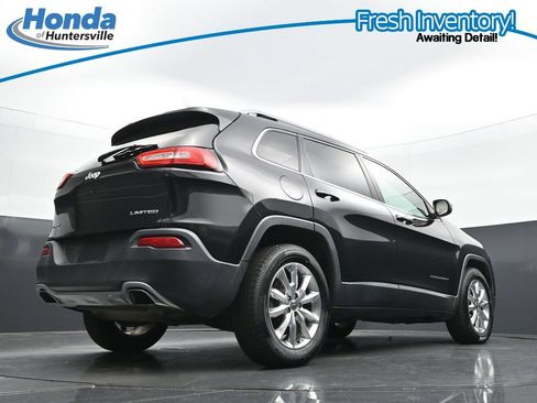 Used 2015 Jeep Cherokee Limited AWD/4WD image 33