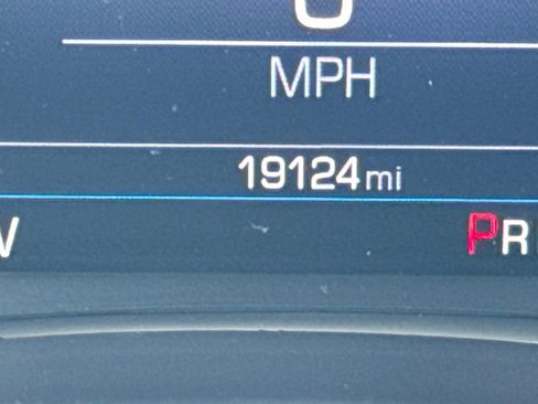 Used 2023 Chevrolet Equinox LT image 33