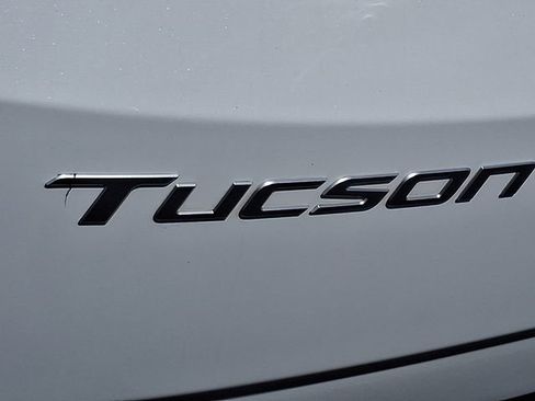 Used 2025 Hyundai Tucson SE AWD/4WD image 8