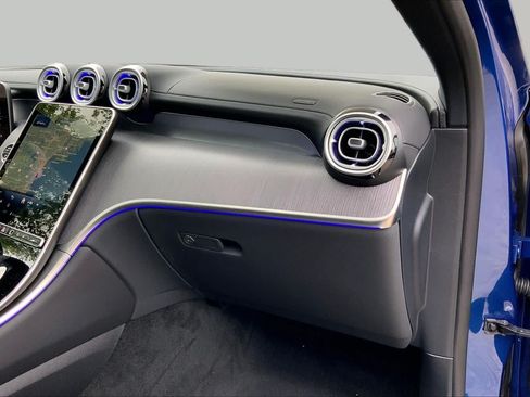 New 2027 Mercedes-Benz GLC 300 4MATIC image 10