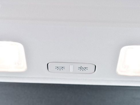 Used 2025 Ford Escape Platinum w/ Premium Technology Package image 34