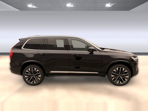 New 2026 Volvo XC90 B5 Ultra image 8