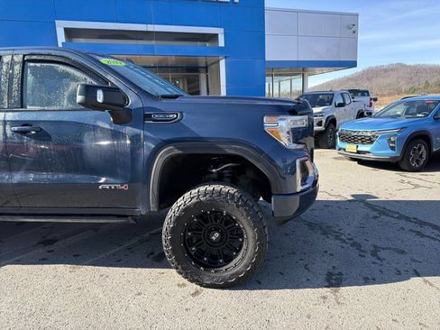Used 2019 GMC Sierra 1500 AT4 w/ AT4 Premium Package image 2