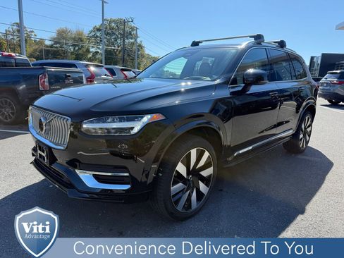 Certified 2023 Volvo XC90 T8 Ultimate w/ Protection Package Premier image 4
