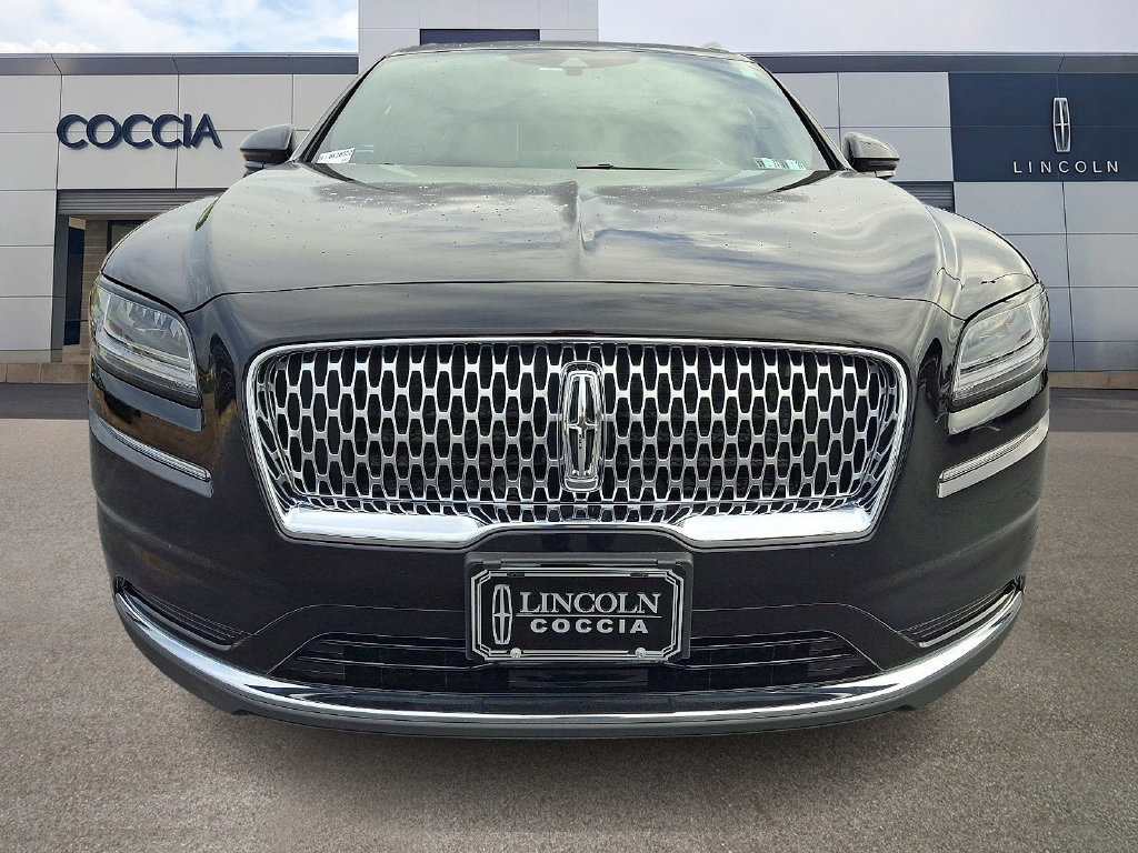 Certified 2022 Lincoln Nautilus Reserve AWD/4WD image 2