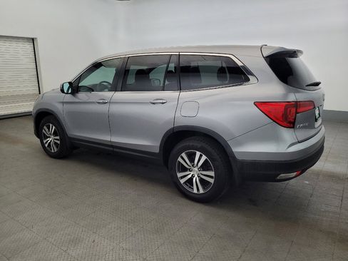 Used 2018 Honda Pilot EX image 3