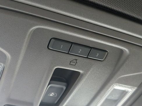 Used 2020 Chevrolet Silverado 1500 LT w/ Texas Edition image 34