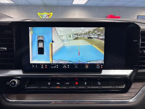 Certified 2025 GMC Sierra 2500 SLT w/ SLT Premium Package image 33