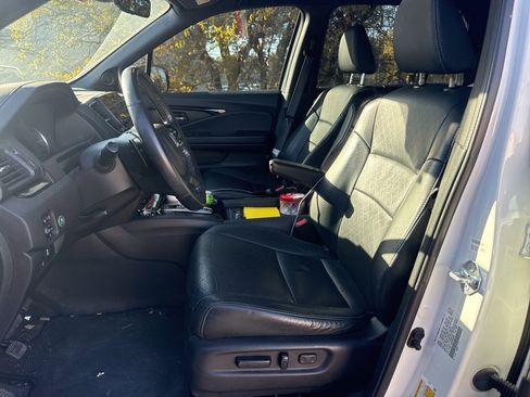 Used 2021 Honda Passport Touring image 12