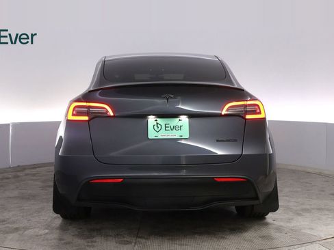 Used 2023 Tesla Model Y Long Range AWD/4WD image 15