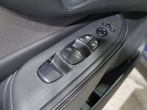 Used 2022 Nissan Murano S AWD/4WD image 14