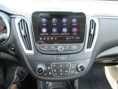 Used 2023 Chevrolet Malibu LT w/ Redline Edition FWD image 28