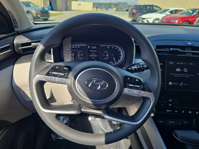 Certified 2024 Hyundai Tucson SEL FWD image 17