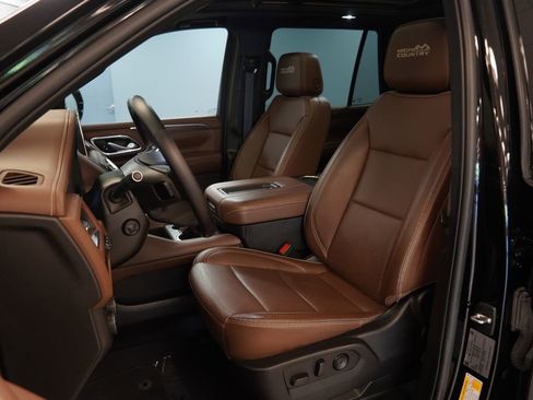 Used 2022 Chevrolet Tahoe High Country AWD/4WD image 3