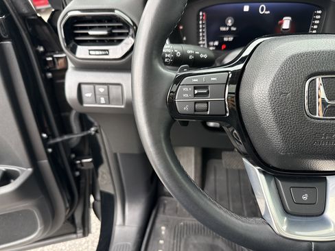 Certified 2023 Honda Pilot Elite image 19