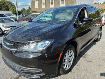 Used 2017 Chrysler Pacifica Touring