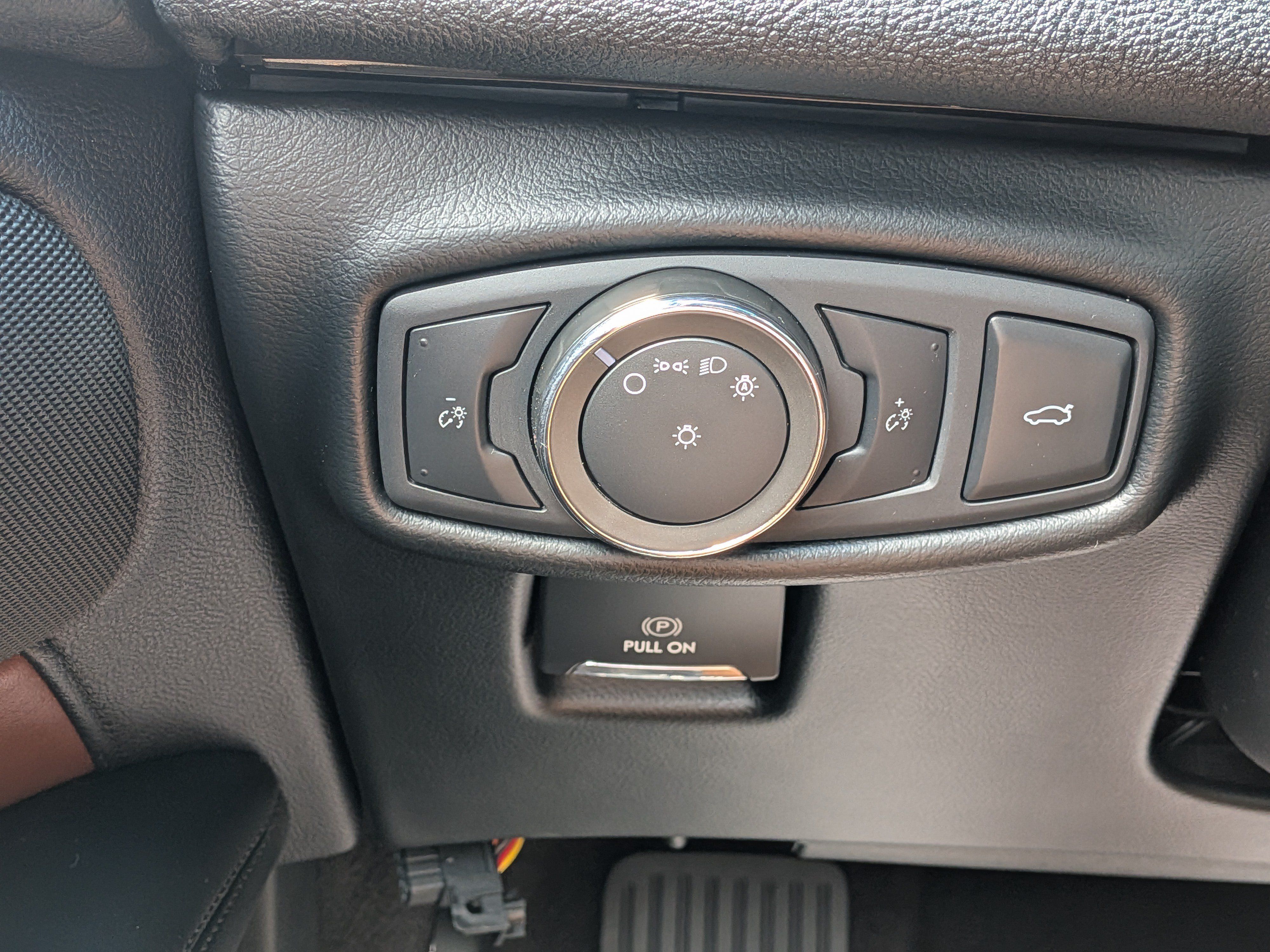 Used 2020 Lincoln MKZ Reserve w/ Elements Package FWD image 23