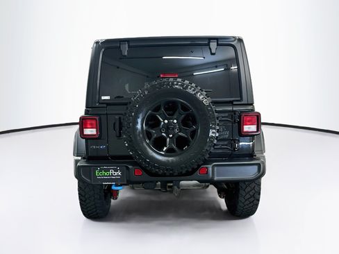 Used 2023 Jeep Wrangler Unlimited w/ Cold Weather Group AWD/4WD image 7